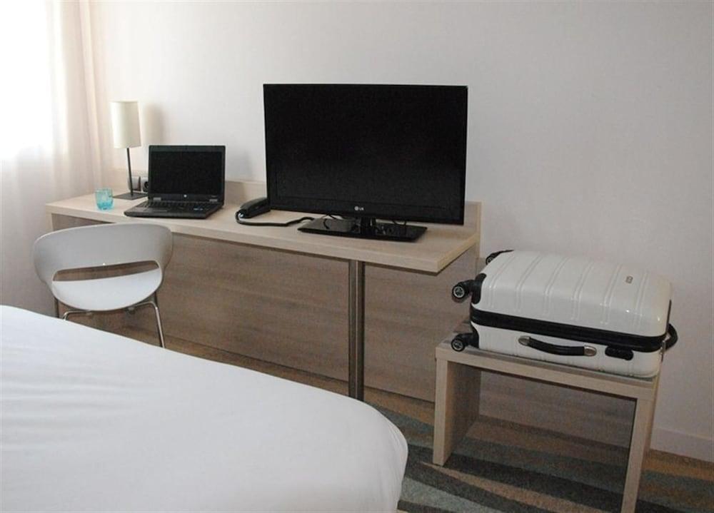 Brit Hotel Vendee Mer Les Achards  외부 사진