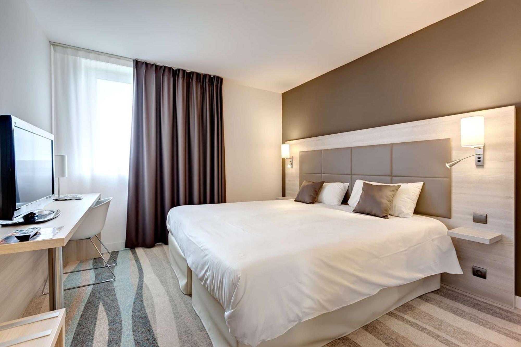 Brit Hotel Vendee Mer Les Achards  외부 사진