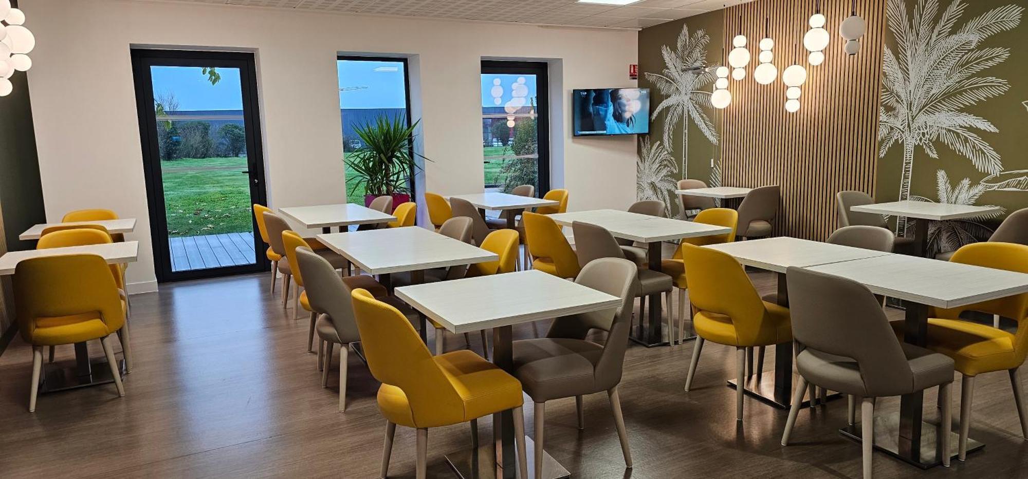 Brit Hotel Vendee Mer Les Achards  외부 사진