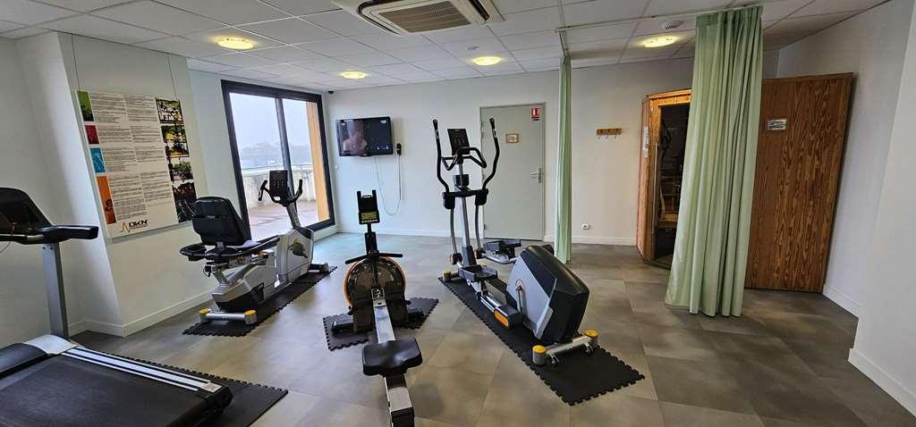 Brit Hotel Vendee Mer Les Achards  시설 사진